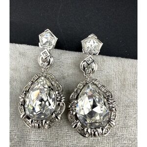 Vintage Avon Smithsonian Earrings Marie Antoinette Crystal Silver Tone